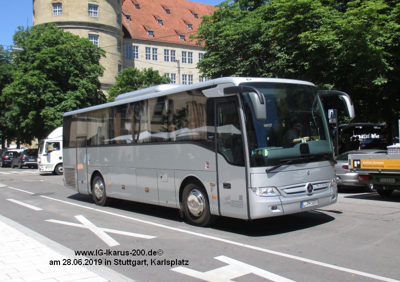 Leipzig 2017 – Ikarus Z80 bus at the Straßenbahnmuseum